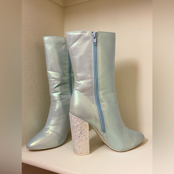 Pre-Owned Sparkl Fairy Couture Light Blue Mini Boot Sz US 8 - Picture 2 of 6